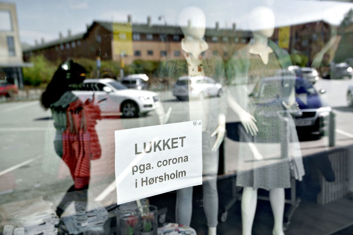Der er coronalukket nu i Hørsholm Kommune, og flere andre kommuner er i fare for at måtte gøre det samme.