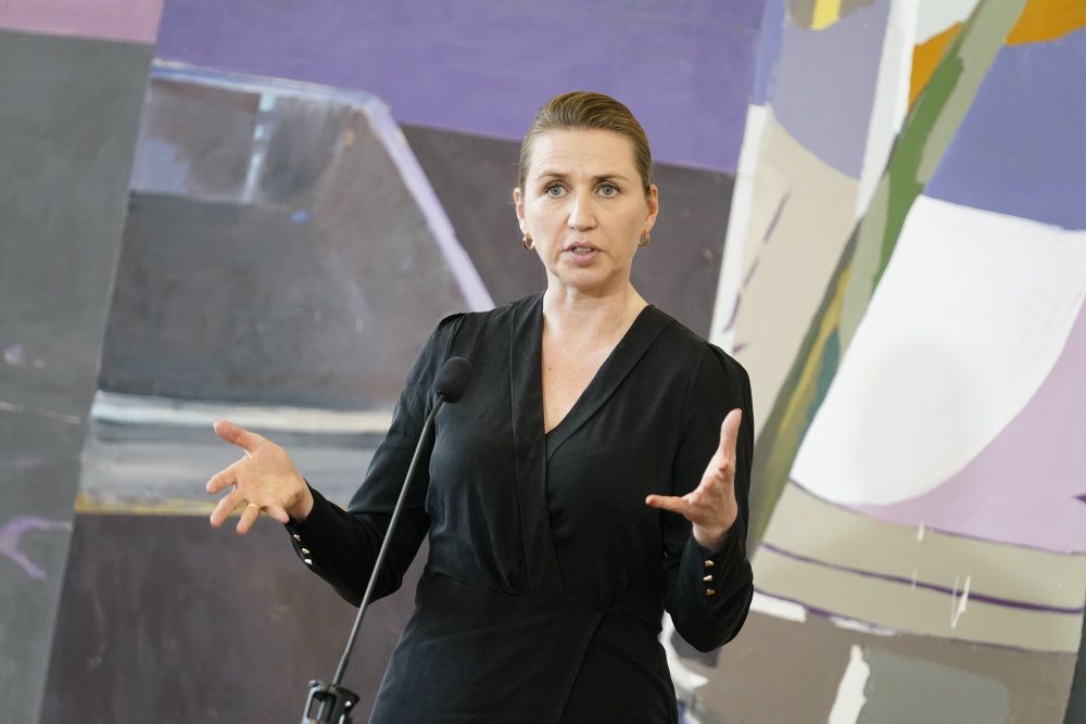 Mette Frederiksen vil ikke stille sig op i køen, når der om kort tid ventes at blive åbnet for frivillig vaccination med Johnson & Johnson.
