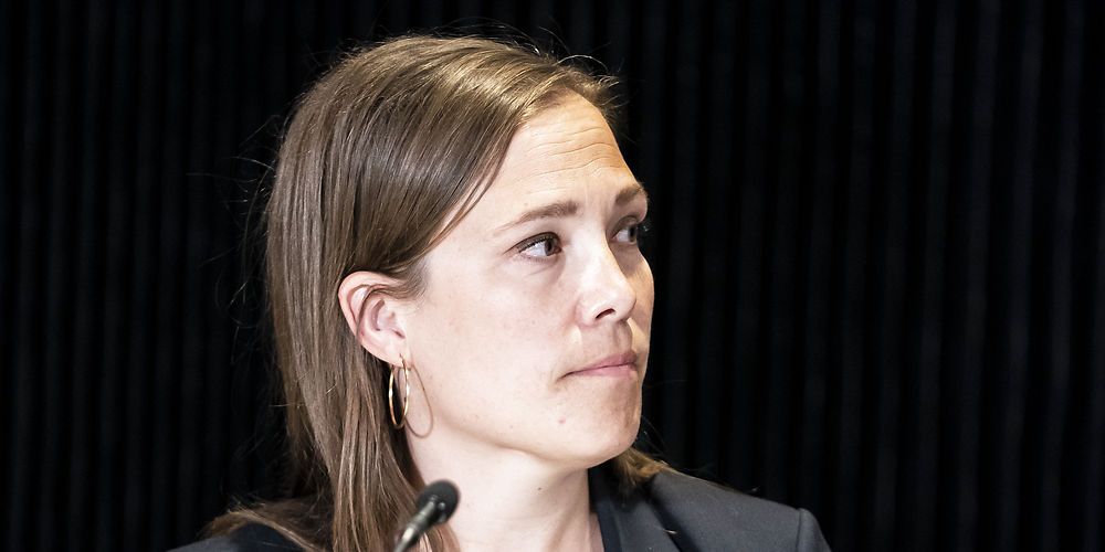 Social- og ældreminister Astrid Krag (S) afviser kritik af, at hun skulle have udstedt ufinansierede velfærdsløfter på kommunernes vegne.