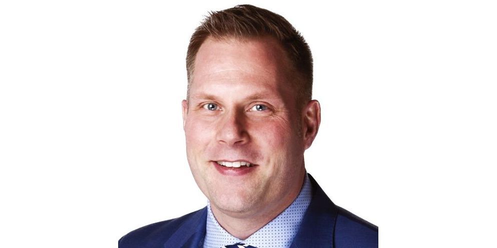 "Det har rent ud sagt været chikane af mindretallet," siger byrådsmedlem Glen Madsen (DF) om tidsregistrering af at udarbejde svar til politikere.