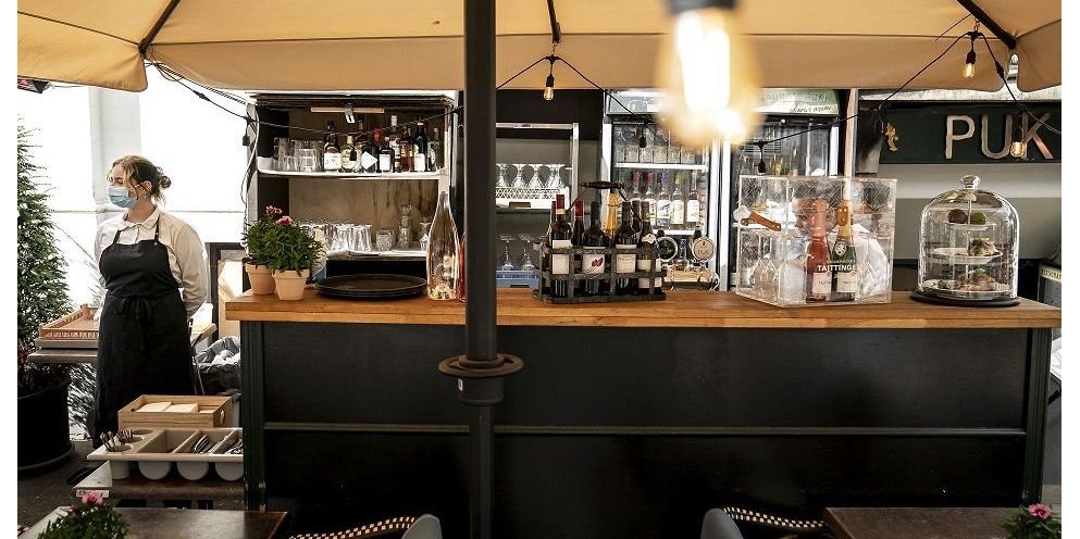 Det er en underlig forfordeling, mener borgmester i Esbjerg. Kun restauranter i de fire største byer kan søge om støtte fra hjælpepakke.