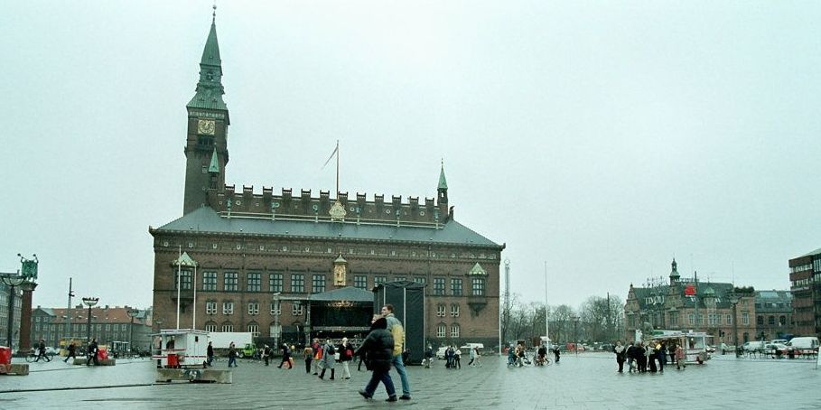 Politikerne var tilbage i oktober enige om at undersøge sexisme og seksuel chikane i Københavns Kommune. Nu er undersøgelsen droppet.