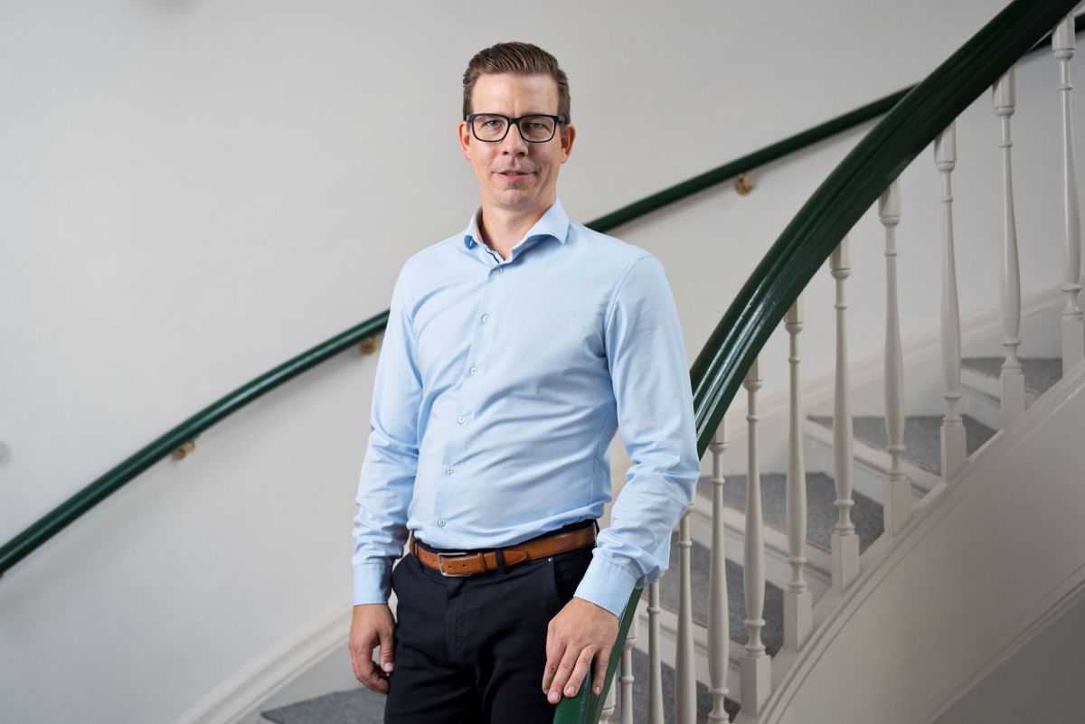 Andre kommuner kan lære noget af Struer i konkurrencen om at få unge ind i ældreplejen, mener Torben K. Hollmann, som er sektorformand i FOA.