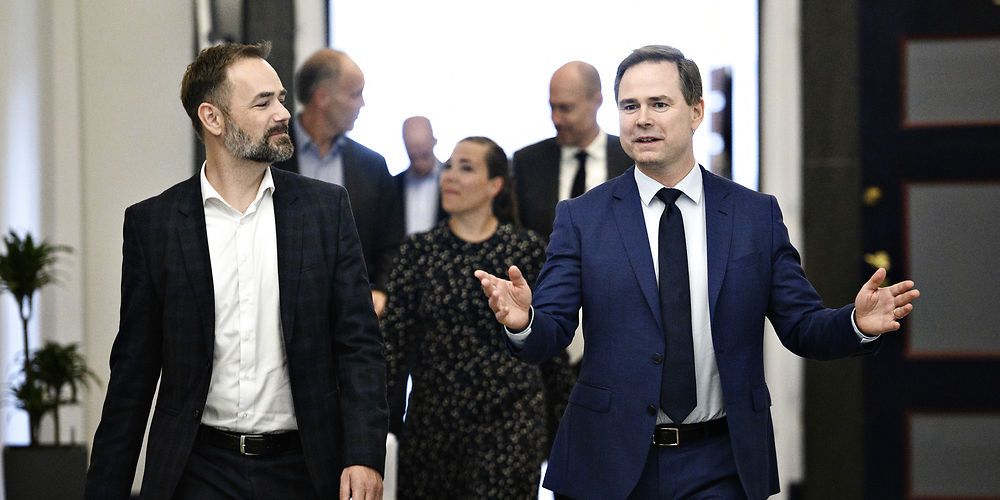 KL-formand Jacob Bundsgaard og Finansminister Nicolai Wammen er tirsdag aften tæt på at have indgået en økonomiaftale, erfarer NB-Økonomi. Her ses de ved præsentationen af kommunernes økonomiaftale sidste år.