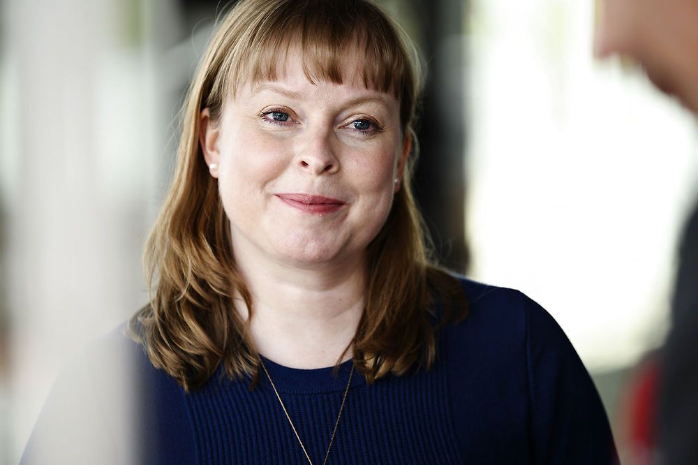 Kulturminister Joy Mogensen (S) indbyder til konference for at få fjernet bureaukratiske krav til foreningerne.