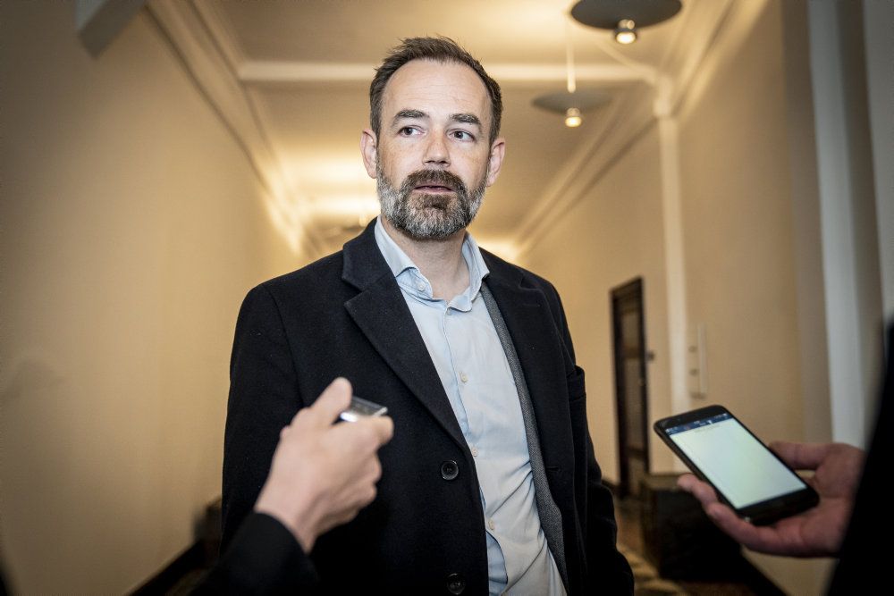 Der er brug for en tænkepause i forhandlingerne mellem kommunerne og regeringen om en økonomiaftale for 2022, oplyser KL's formand, Jacob Bundsgaard (S), som også er borgmester i Aarhus Kommune, fredag aften. (Arkivfoto)