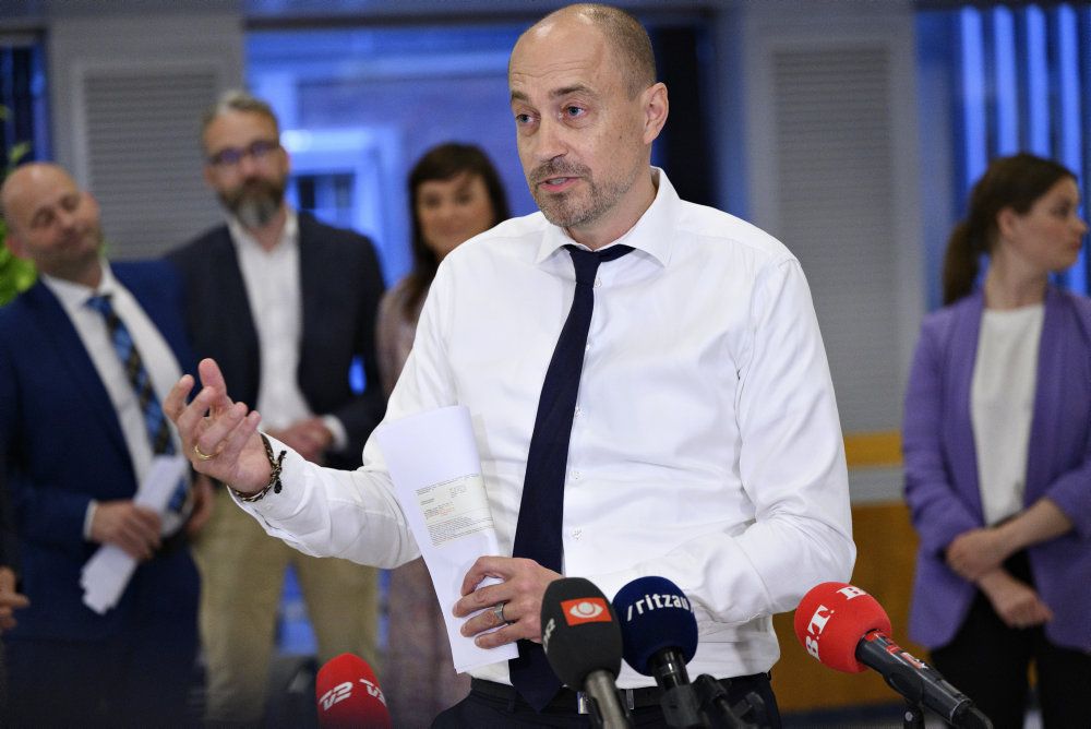 Sundhedsminister Magnus Heunicke (S) og kollegerne var sent oppe, før der natten til torsdag blev landet en aftale om yderligere genåbning.