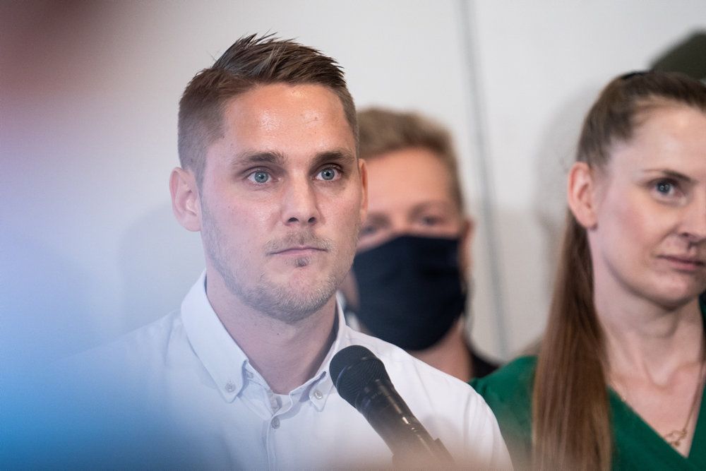 Henrik Vindfeldt trækker sig fredag som partileder for Veganerpartiet. Det sker af "personlige årsager", lyder det fra partiets pressechef. Vindfeldt træder tilbage dagen før partiets landsmøde lørdag. (Arkivfoto)