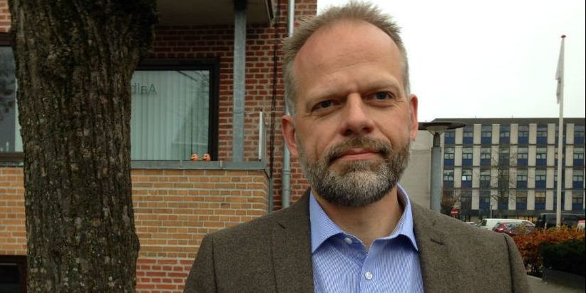 (ARKIV) "Det er overhovedet ikke svært at lave småjobs og minifleksjob. Tværtimod er det en kæmpesucces," siger økonomi- og arbejdsmarkedsdirektør i Hjørring, Leif Johannes Jensen.