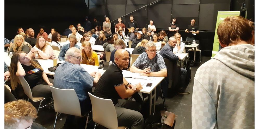 Dialogmøde var for at høre om de unges perspektiver på, hvad et godt socialt fællesskab er for dem, samt hvilke rammer for fællesskab de unge drømmer om.