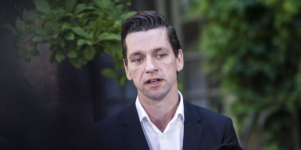 Indenrigs- og boligminister Kaare Dybvad (S) har fokuseret hjælpen til de "særligt vanskeligt stillede kommuner", og derfor får to kommuner næsten halvdelen af de 360 millioner kroner.