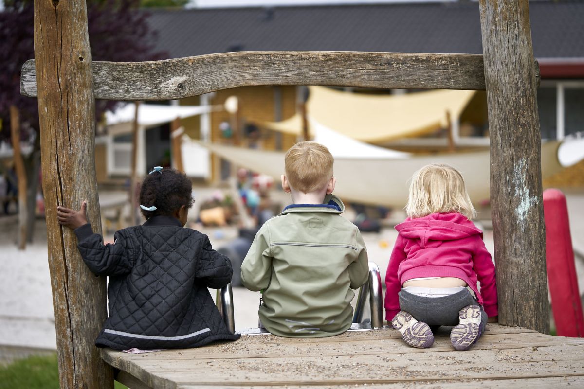Det ser endnu værre ud end hidtil antaget med manglen på pædagoger til at passe børn især i hovedstadsområdet.