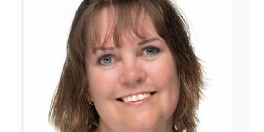 "At gøre noget, som vi andre ikke ser som et problem til et kæmpe problem, synes jeg simpelthen er forkert," siger gruppeformand for Dansk Folkeparti Linda Kofoed Persson til Bornholms Tidende.