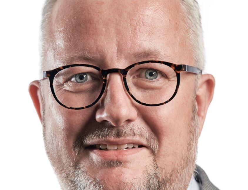 I går kunne borgmesteren i Assens Søren Steen Andersen (V) fejre genåbning af politistation i byen og sin 50 års fødselsdag.