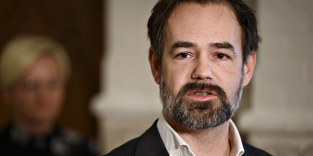 KL-formand Jacob Bundsgaard advarer kraftigt mod at Folketinget vedtage rnye minimumsstandarder.