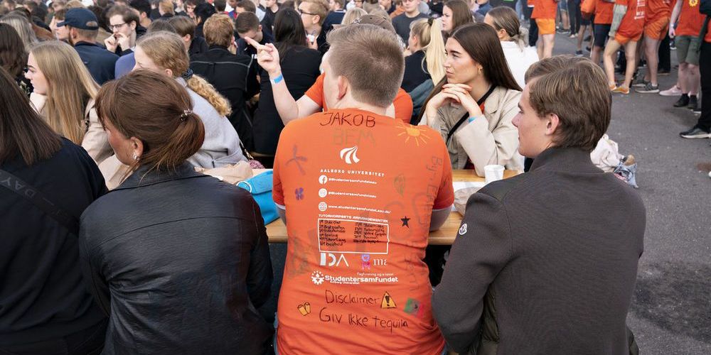 Studiestart på Aalborg Universitet 1. september. Regeringen foreslår, at disse studerende får en lavere dimittend-sats, når de er færdige.