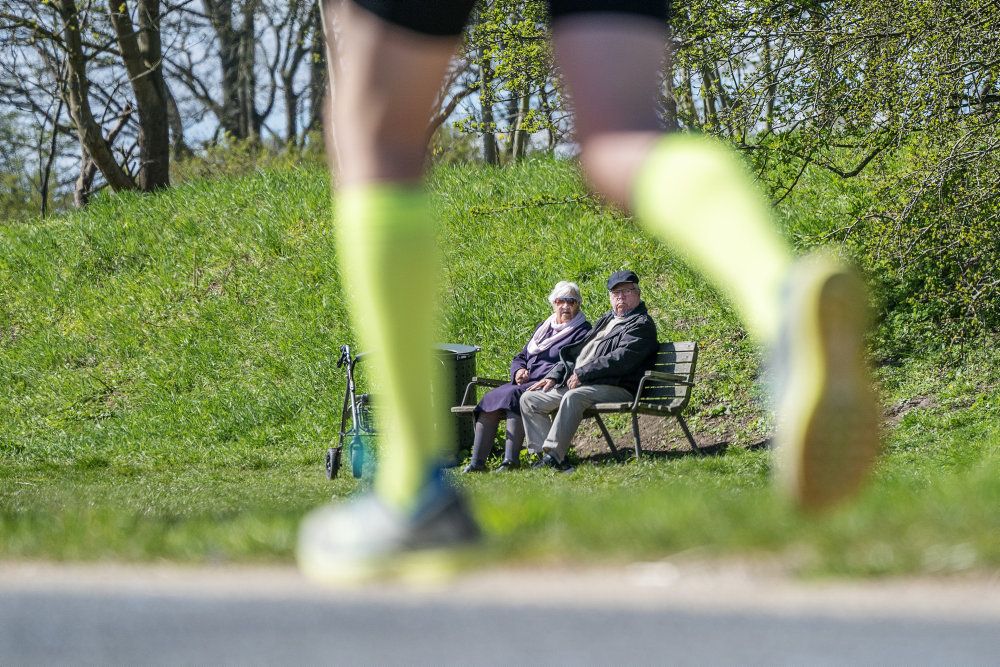 Danskerne er samlet set et aktivt folk rent fysisk. Men der er dog stadig grupper som pensionister og socialt udsatte, der halter bagefter. (Arkivfoto)