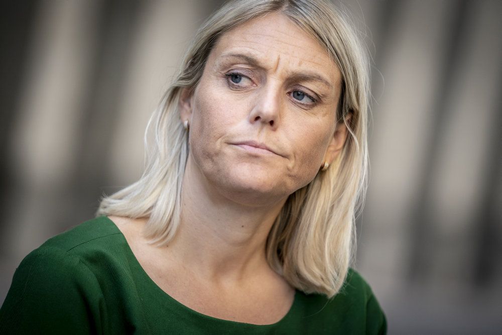 Forsvarsminister Trine Bramsen (S) har fået kritik for en tur til Ærø i Forsvarets fartøj, som ifølge en professor ikke var lovlig. Venstre håber på konsekvenser for ministeren. (Arkivfoto)