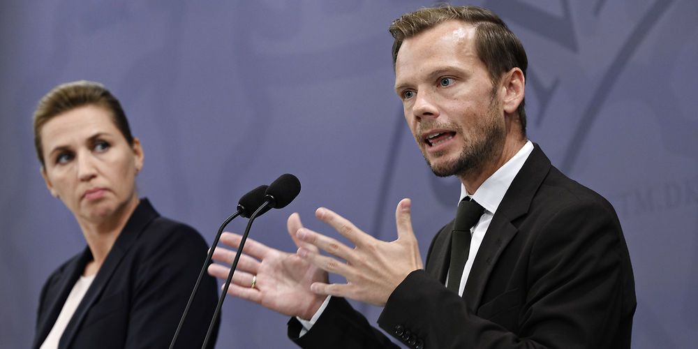 Beskæftigelsesminister Peter Hummelgaard (S) og statsminister Mette Frederiksen (S) fremlagde i starten af ugen en række initiativer, som skal udvide arbejdsstyrken med godt 10.000 personer. Dermed kompenserer regeringen for en række tidligere beslutninger, som har reduceret arbejdsudbuddet tilsvarende.