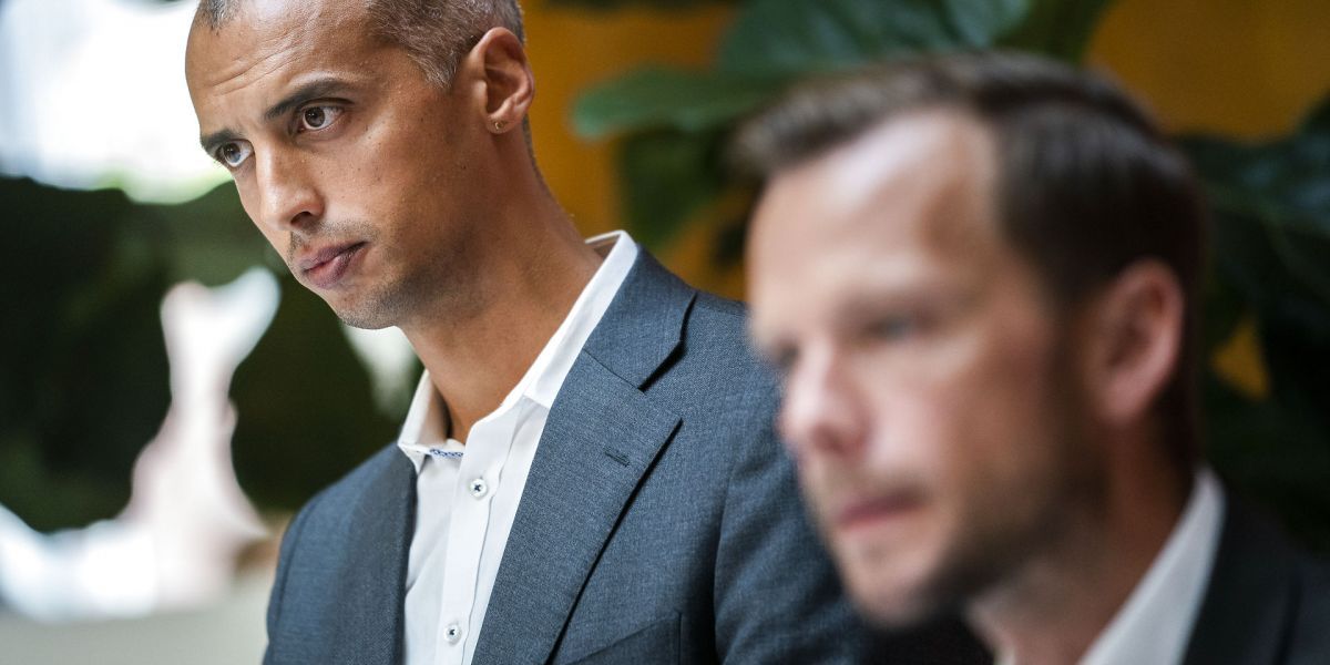 Kun udlændingepolitikken står nu tilbage i det, regeringen tidligere har præsenteret som et beskæftigelsestiltag, skriver redaktør af NB-Beskæftigelse, Helle Schøler Kjær. Billedet er fra pressemøde med udlændinge- og integrationsminister Mattias Tesfaye og beskæftigelsesminister Peter Hummelgaard om blandt andet 37 timers arbejdspligt i nyttejob til indvandrere med ikke-vestlig baggrund.