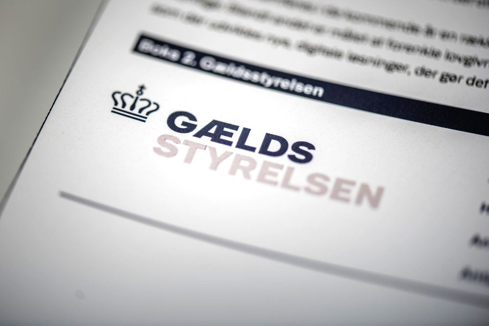 Gældsstyrelsen kan nu trække gæld til Rigspolitiet fra borgernes løn. I første halve år af 2021 har det betydet, at Rigspolitiet har fået 320 millioner kroner i kassen. (Arkivfoto)