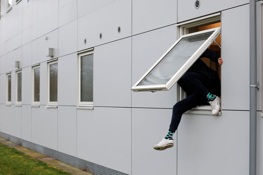 Ib Lauritsen (V), borgmester i Ikast-Brande Kommune, hvor Udrejsecenter Kærshovedgård ligger, tror ikke, at der kommer en løsning, der får de dømte udviste og beboere på tålt ophold væk fra centeret.