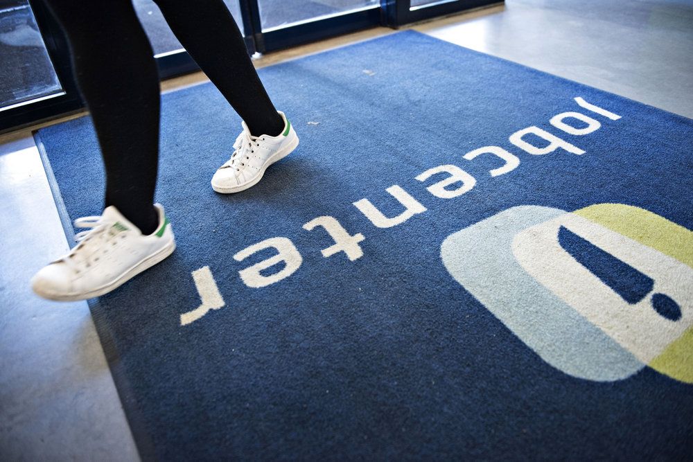 Der var ved udgangen af juni 103.300 på kontanthjælp eller lignende ydelser.