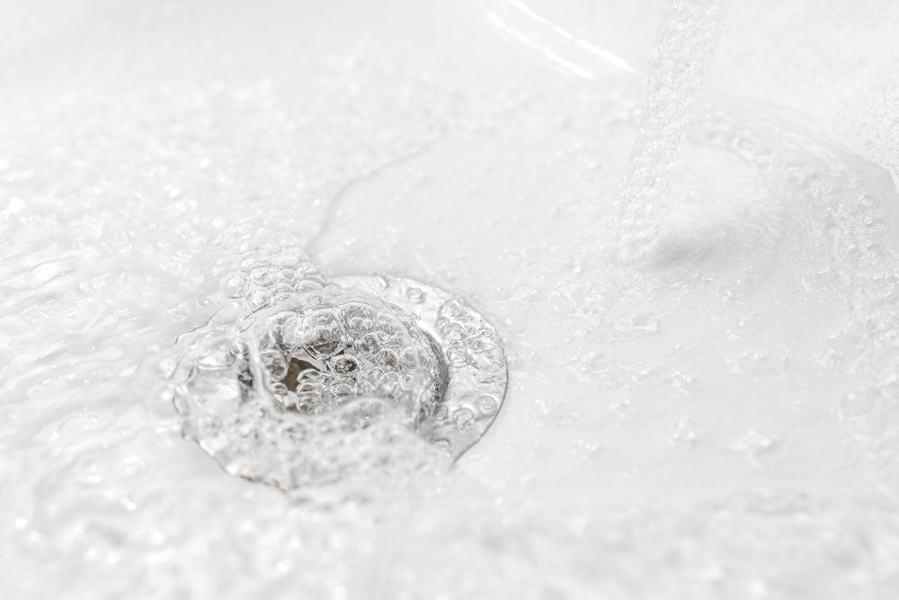 Vandet på en lang række danske plejehjem indeholder legionella-bakterier, viser en ny undersøgelse.