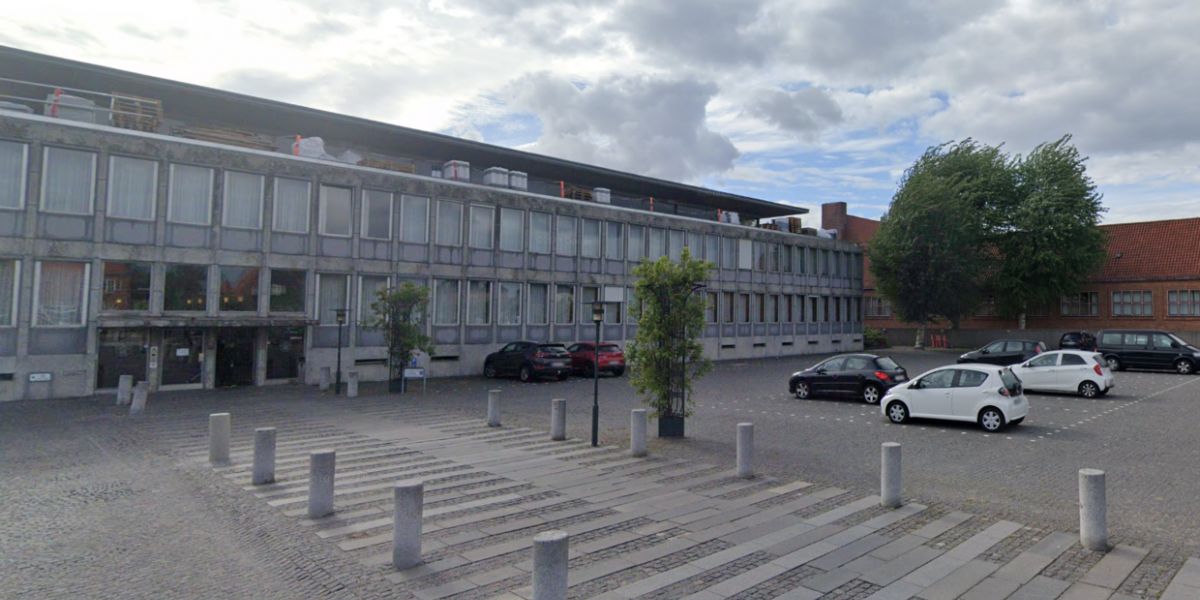 Forvaltningschef for arbejds- og sundhedsforvaltningen i Tårnby Kommune er fjernet fra jobcentret, oplyser kommunen på sin hjemmeside.
