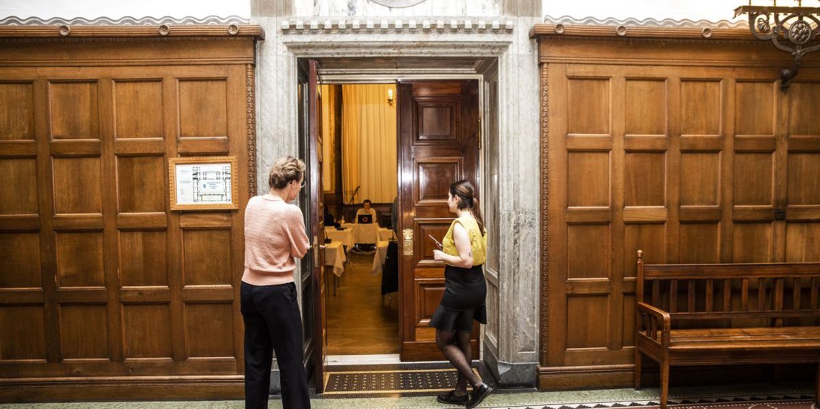 Københavns borgerrepræsentation skal torsdag den 4. november behandle et forslag om forberedelse til at nedlægge hovedstadens jobcentre.