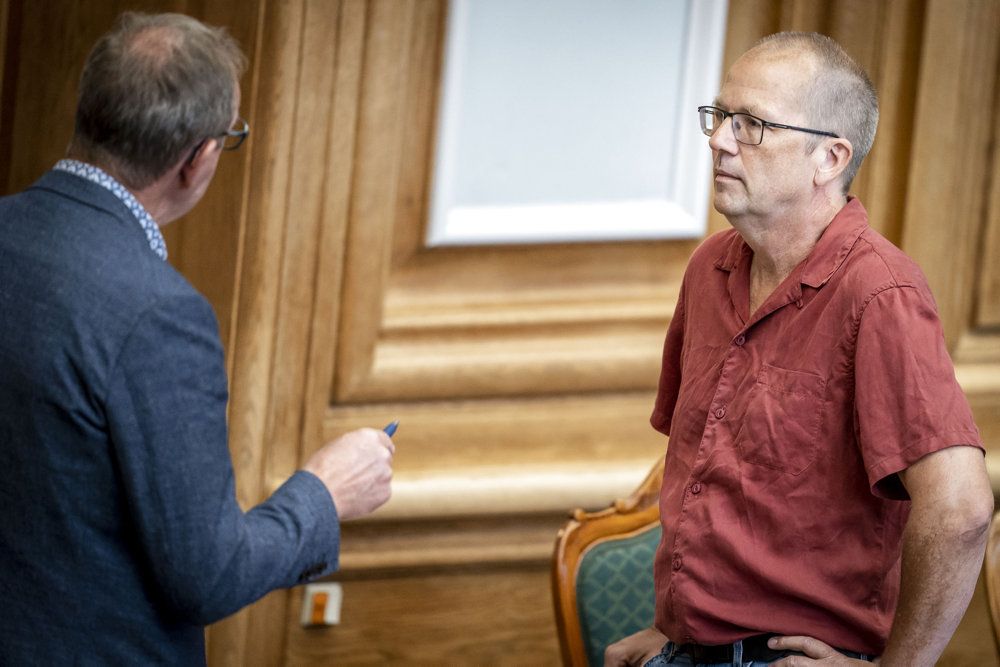 Peder Hvelplund (EL) mener, at der skal findes 300 millioner kroner ekstra til psykiatrien på finansloven for 2022.