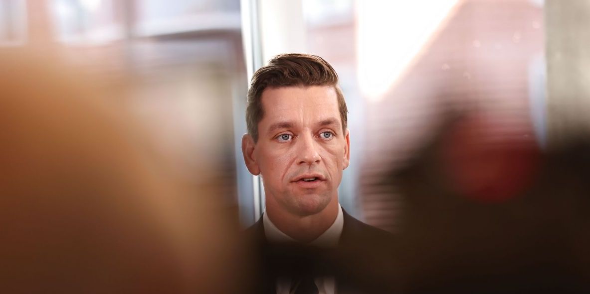 "Ejerboligerne i København har en pris, hvor mange ikke vil have råd til at købe en ejerbolig. Derfor er det enormt vigtigt, at vi har nogle boliger til dem også," siger indenrigs- og boligminister Kaare Dybvad (S) på et pressemøde her tirsdag om boligudspil.