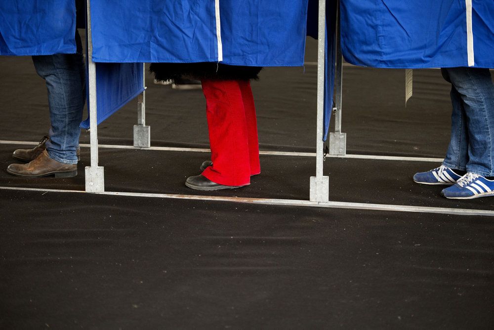 Når regionalvalget afholdes i november, vil der være flere kvinder på stemmesedlen end tidligere. I alt stiller 487 kvinder op til regionalvalget 16. november. Det er 47 flere end ved sidste valg. Det svarer til at 36 procent af valgets kandidater er kvinder. i 2013 udgjorde kvinderne 28 procent (Arkivfoto).