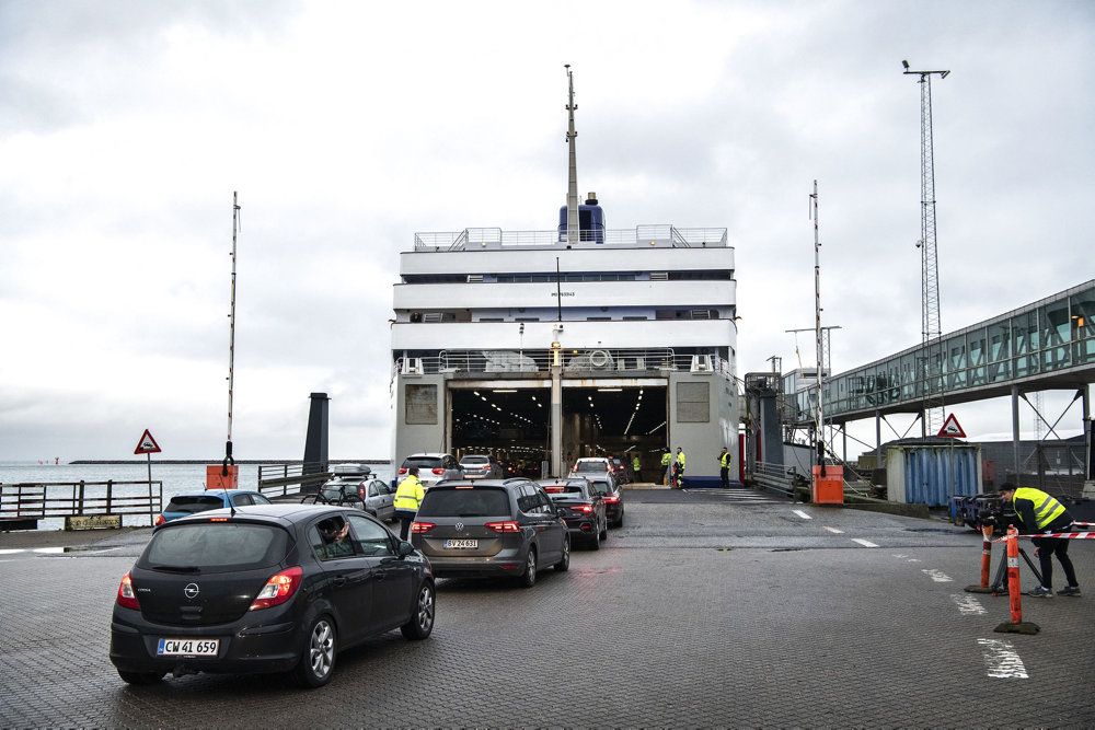 Knap en million passagerer benyttede denne sommer muligheden for at rejse med 53 indenrigsfærger samt ruten fra Ystad til Bornholm.