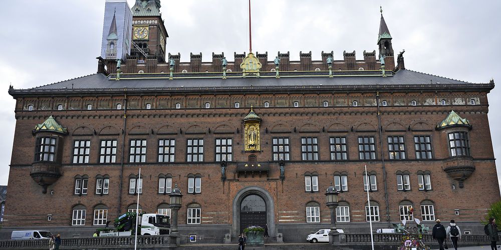 Københavns Kommune har aktuelt omkring 17 mia. kr. i opsparet likviditet. Det gør dem til den kommune, der har den højeste likviditet både pr. indbygger og i alt.