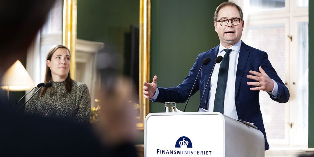 Social- og ældreminister Astrid Krag (S) og finansminister Nicolai Wammen (S) til dagens pressemøde om ny velfærdslov.