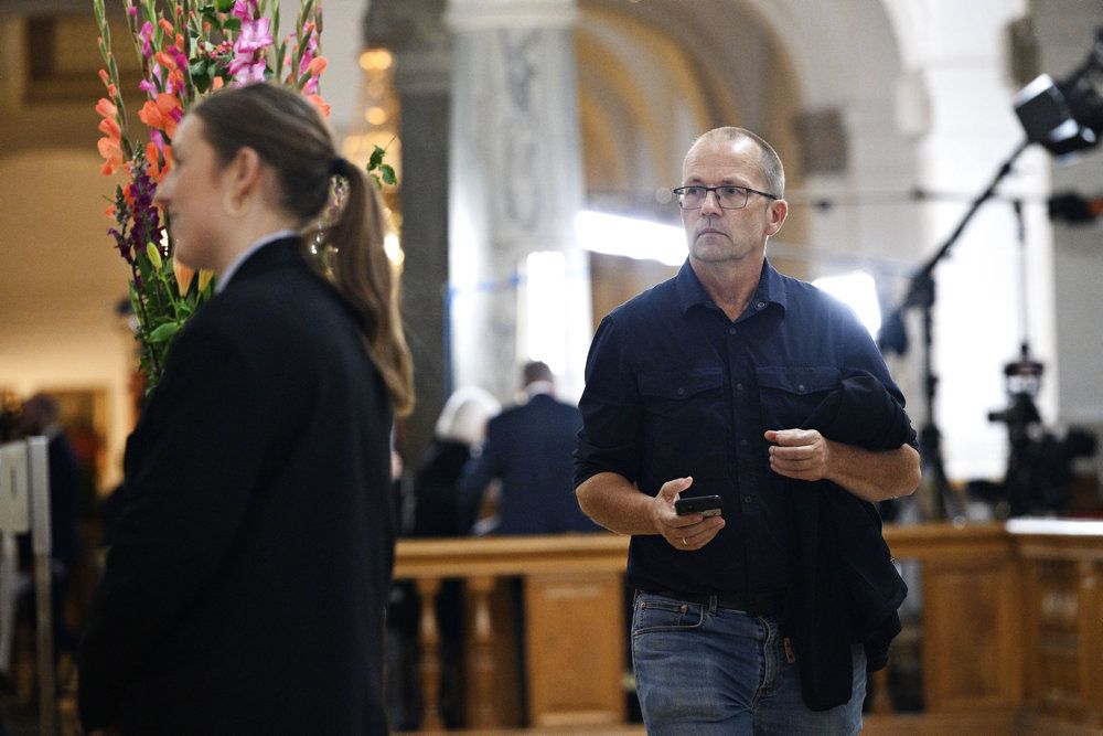 Peder Hvelplund (EL) mener ikke, at regeringen hjælper sig selv i sag om mink-sms'er. (Arkivfoto)