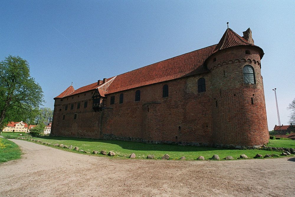 Nyborg Slot er blandt de fortidsminder, der er blevet ramt af stramme regler om beskyttelse.