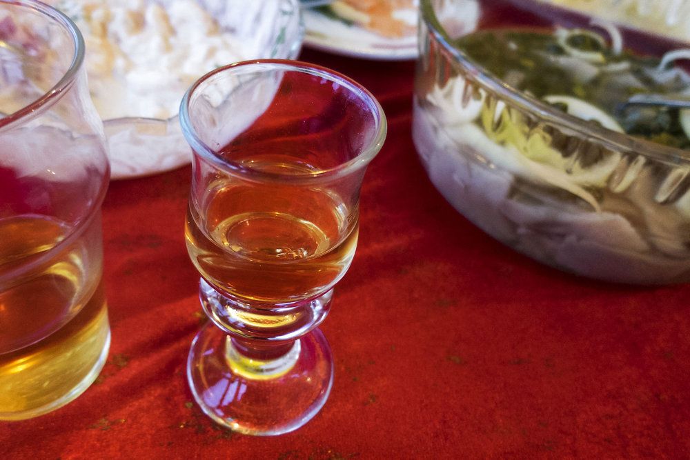 Ifølge TV 2 er der en anbefaling om at aflyse julefrokoster på vej.