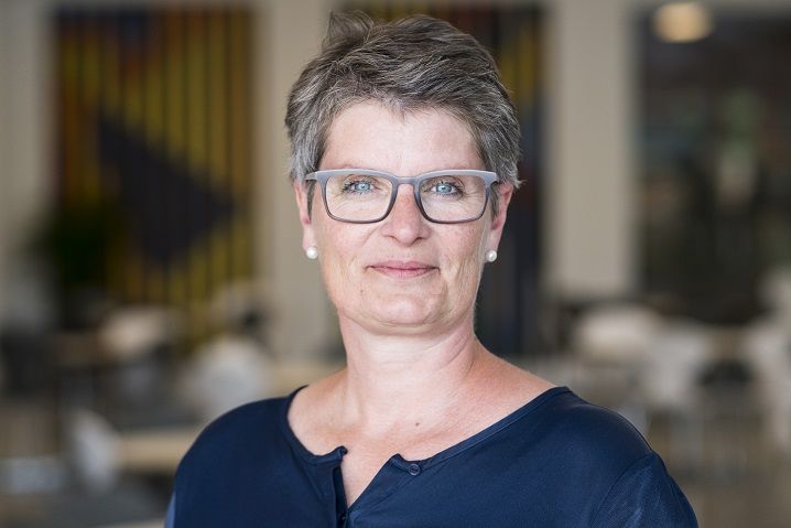 Man skal kigge alt for langt efter kvinder i toppen af aarhusiansk politik, mener direktør for Aarhus Business College Gitte Nørgaard.