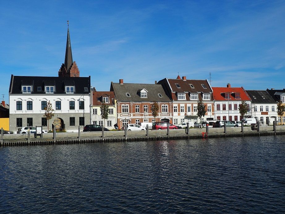Nakskov 2030 koncentrerer udviklingen tre steder: I bymidten, på havnen og omkring Hestehoved og fjorden.