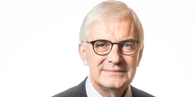 Den øverste embedsmand i Aarhus stadsdirektør Niels Højbjerg fratræder sin stilling.