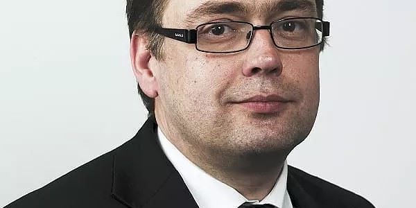 Upassende adfærd gør, at vicekommunaldirektør Søren Møllegård er blevet vist vintervejen i Nyborg Kommune.