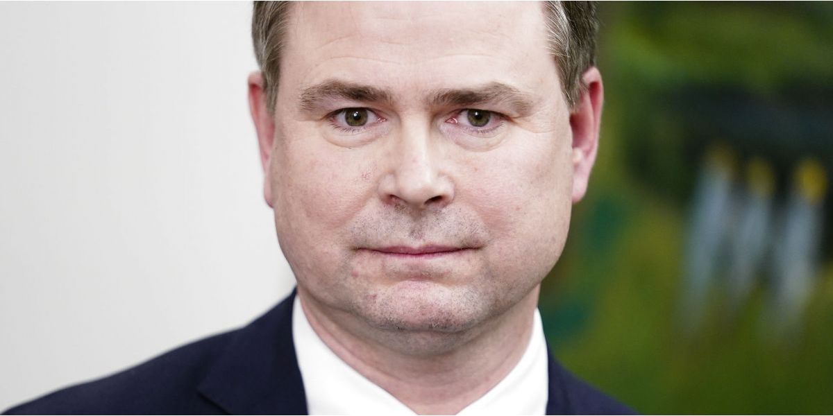 (Arkiv) Finansminister Nicolai Wammen sidder for bordenden i forhandlinger om flere delaftaler, der skal give et større arbejdsudbud på mindst 10.500 personer.