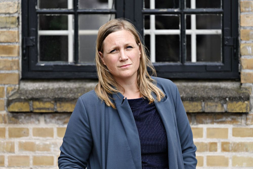Enhedslistens forsvarsordfører, Eva Flyvholm, kritiserer regeringens lukkethed i sag omkring lækage fra de danske efterretningstjenester. (Arkivfoto)
