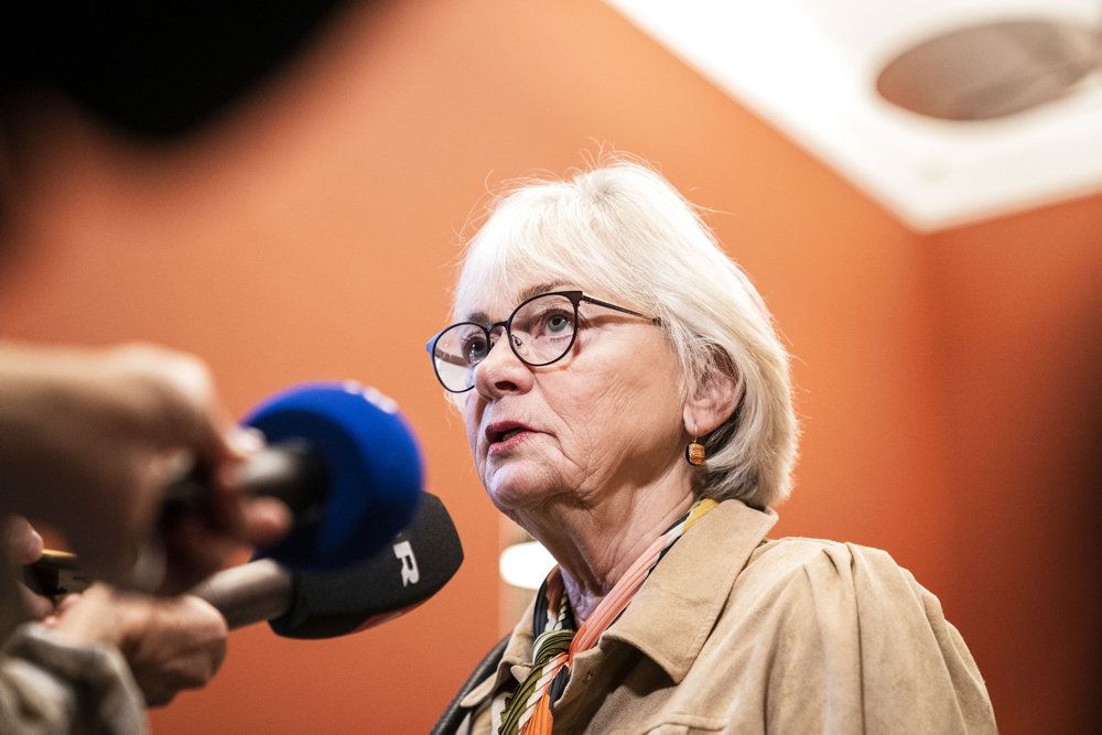 Pia Kjærsgaard ankommer, da Dansk Folkeparti holder gruppemøde på Christiansborg, tirsdag den 14. december 2021.. (Foto: Ida Marie Odgaard/Ritzau Scanpix)