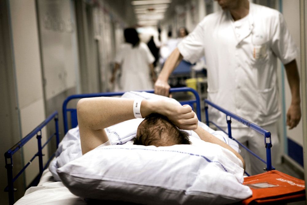 Ifølge hjerte- og lungelæger er det afgørende, at patienter med alvorlige rygerelaterede sygdomme som blodprop i hjertet, lungekræft og KOL allerede på sygehuset får klar besked om deres rygnings afgørende betydning for helbredelse eller overlevelse. (Arkiv)