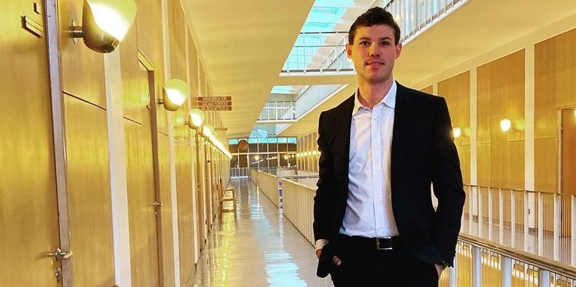 "Vi går på to ben. Vi bruger Folketingets model og vores egen model," siger Anders Winnerskjold (S), der er nyvalgt rådmand for social- og beskæftigelse i Aarhus Kommune.