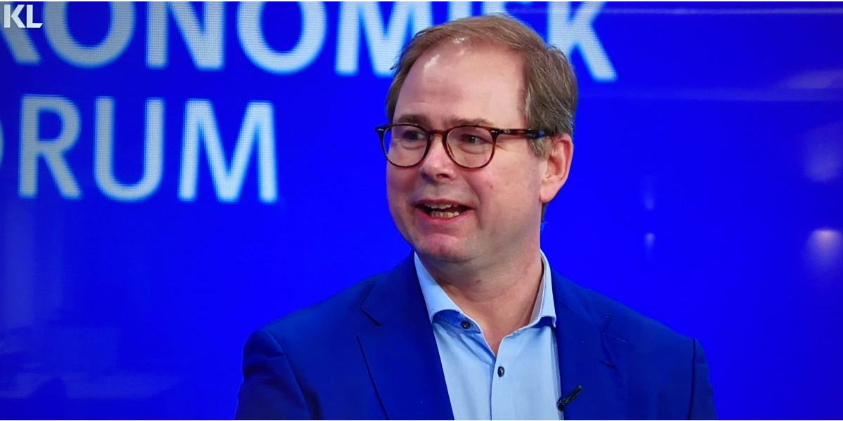 Finansminister Nicolai Wammen (S) mener ikke, at det er regeringens ansvar, at kommunerne har svært ved at få enderne til at mødes i den faseopdelte budgetproces. Når kommunerne indgår en aftale, så mener finansministeren, at den selvfølgelig skal holdes.