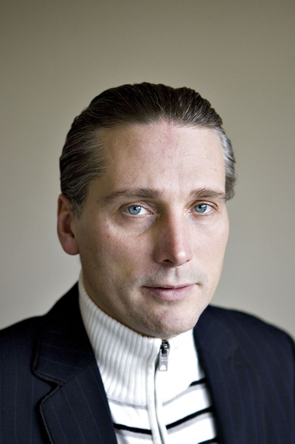 Kommunalforsker Roger Buch peger på, at det er svært at fjerne regler på ældreområdet. Nogle regler er faktisk gode og beskytter borgerne, og samtidig kommer der hele tiden nye regler til fra Folketinget. (Arkiv)